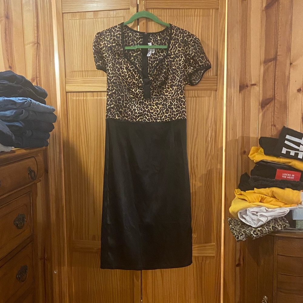 Deadly Dames Micheline Pitt Rockabilly Leopard Pinup Retro Wiggle Dress
